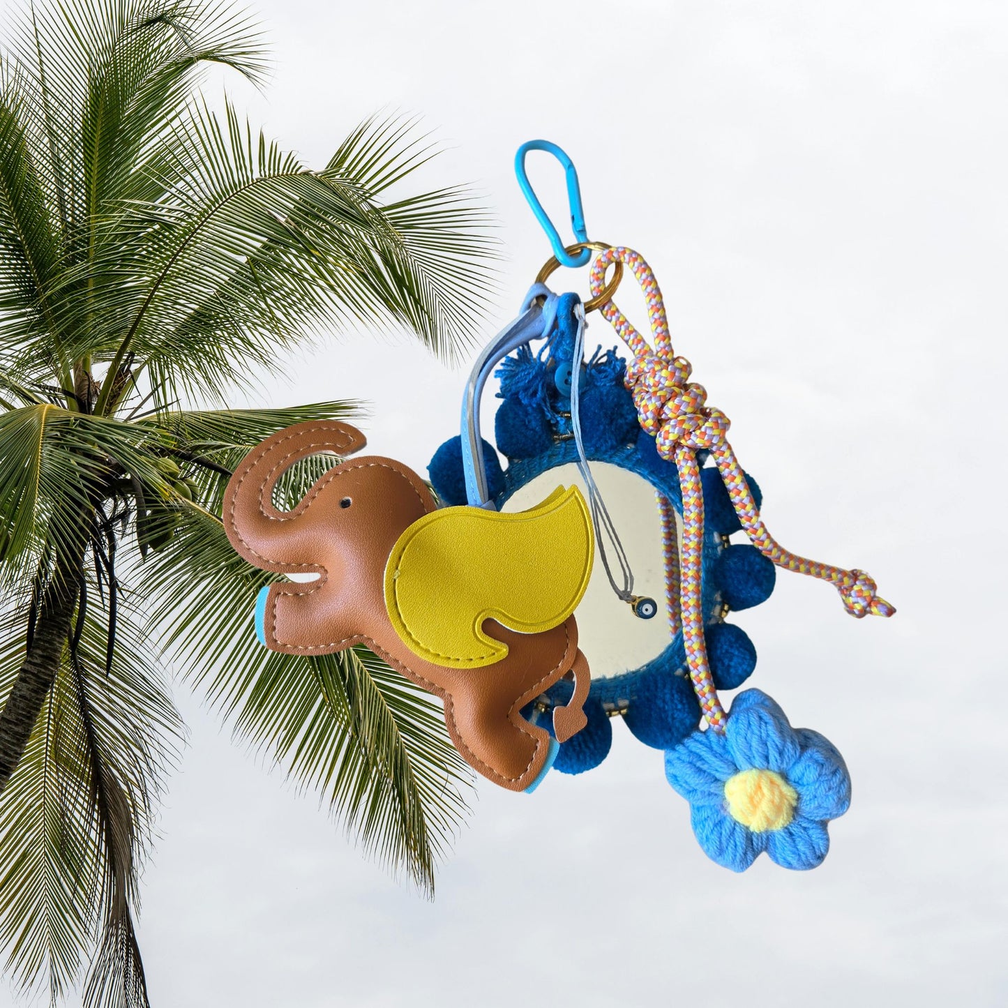 BAG CHARM - POMPOM Taschenanhänger