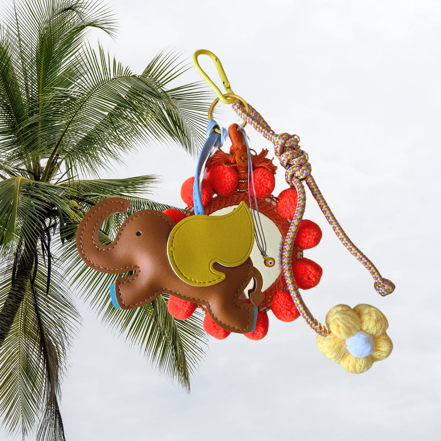 BAG CHARM - POMPOM Taschenanhänger