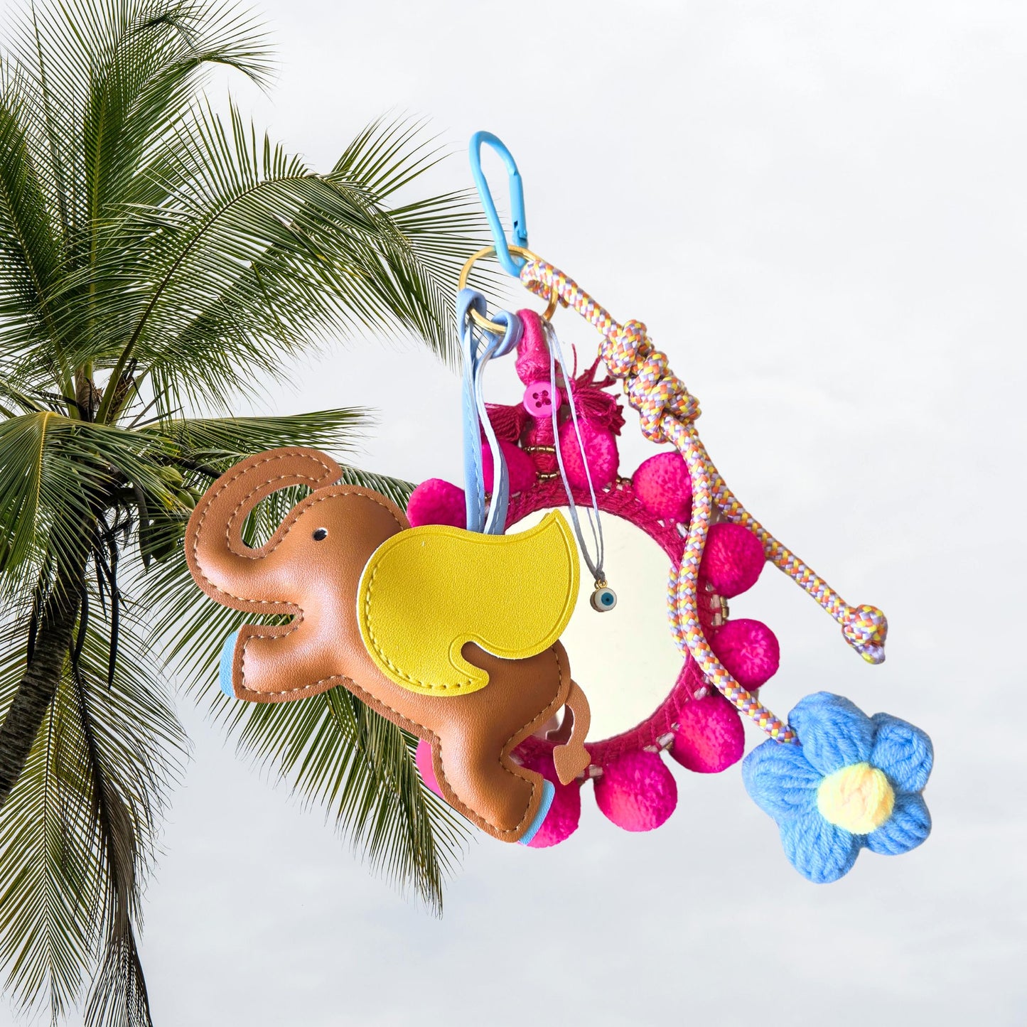 BAG CHARM - POMPOM Taschenanhänger