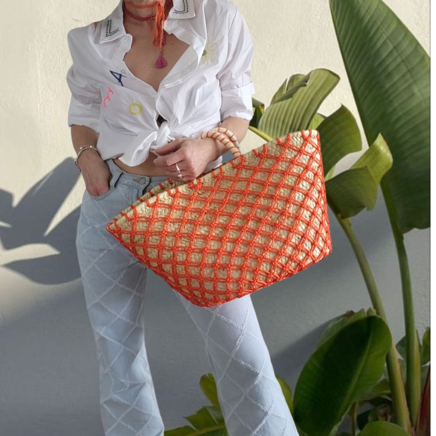 Strandtasche XXL aus Palmenblatt. Die perfekte Sommertasche für jeden Anlass. Exklusiv, praktisch und ideal für Strand und Stadt.